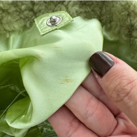 Urban Outfitters Green Fuzzy Tote Bag - Picture 9 of 12